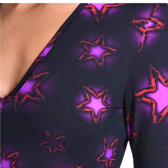 JUST CAVALLI
Short dresses
4 (US) - Fuchsia - Picture 4 of 4